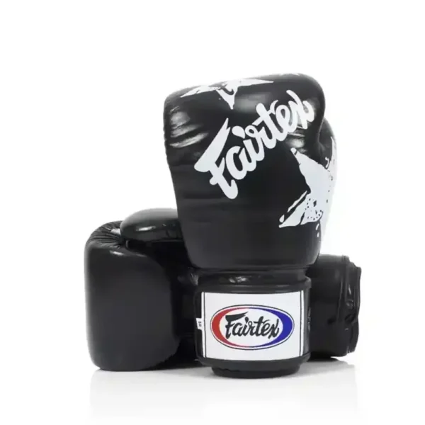 Fairtex Boxningshandskar i naturläder BGV1 Nation Svart